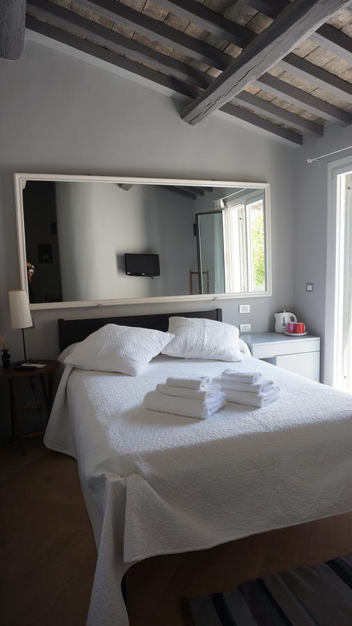 ローマ ブオナノッテ コロッセオ Bed & Breakfast エクステリア 写真